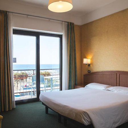 Hotel Santa Maria Chiavari Zewnętrze zdjęcie