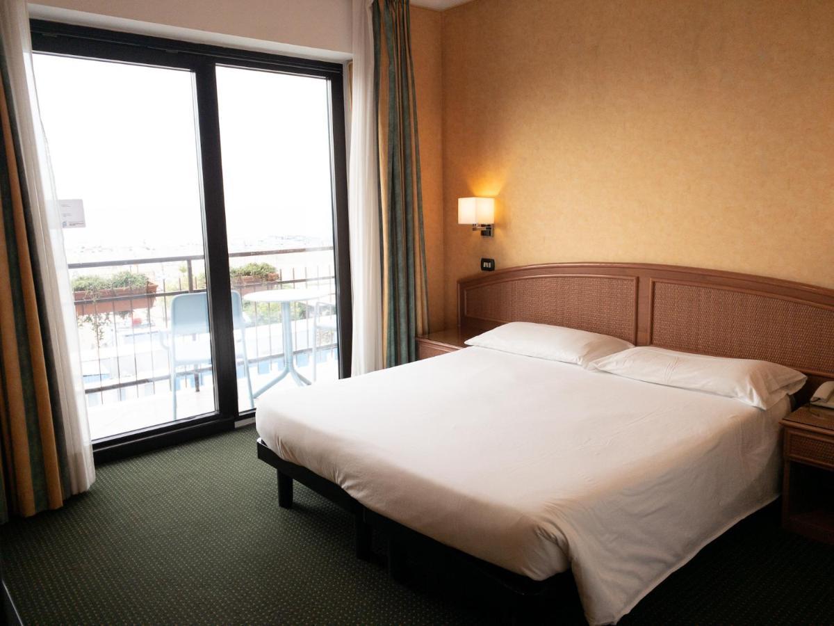 Hotel Santa Maria Chiavari Zewnętrze zdjęcie