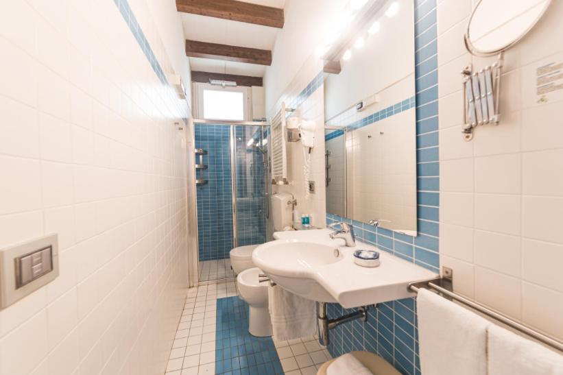 Hotel Santa Maria Chiavari Zewnętrze zdjęcie
