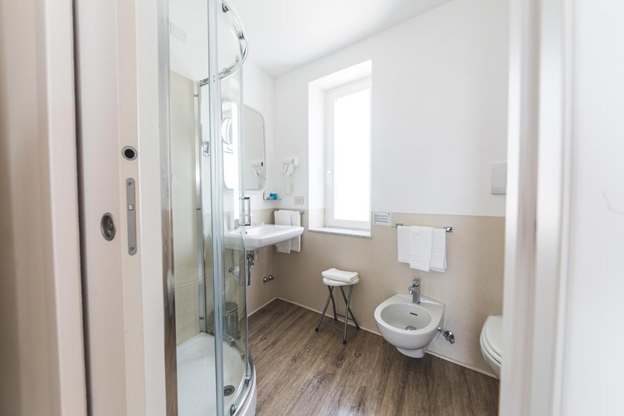 Hotel Santa Maria Chiavari Zewnętrze zdjęcie