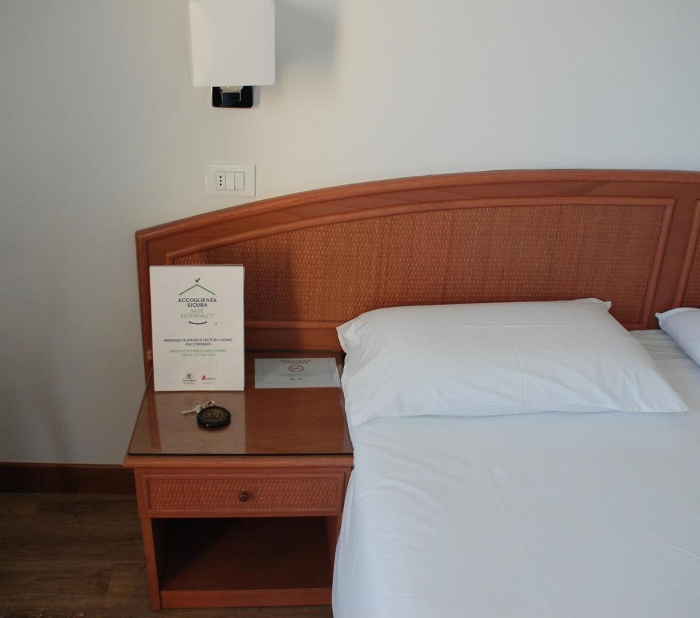 Hotel Santa Maria Chiavari Zewnętrze zdjęcie