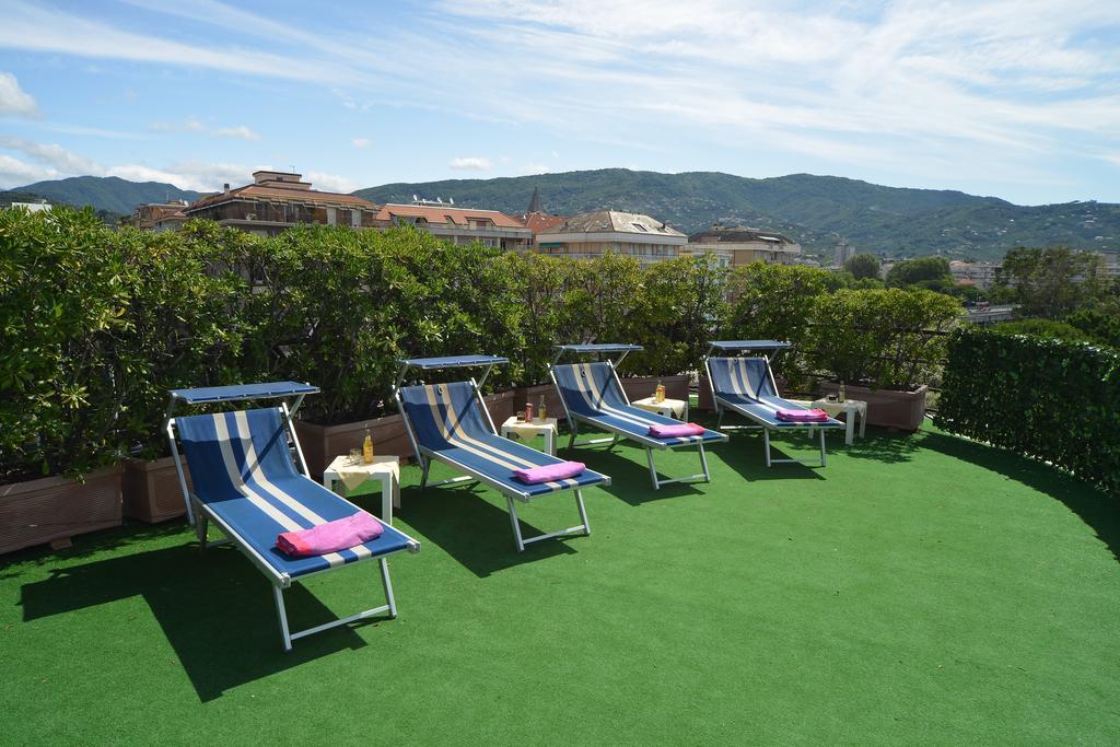 Hotel Santa Maria Chiavari Zewnętrze zdjęcie